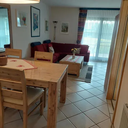 Apartment 103 Mayer Niederdorla